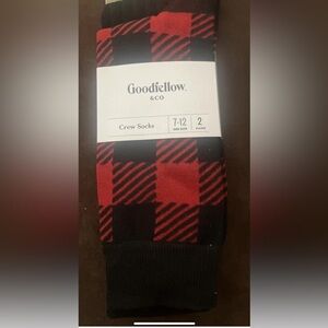 Goodfellow Crew Socks 2 Pair Mens 7-12 Red Black Plaid Buffalo Check Casual NWT